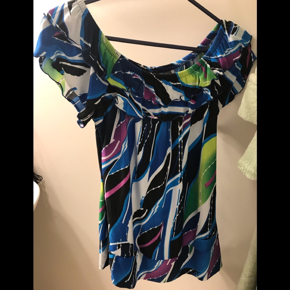 Off the shoulder dress shirt